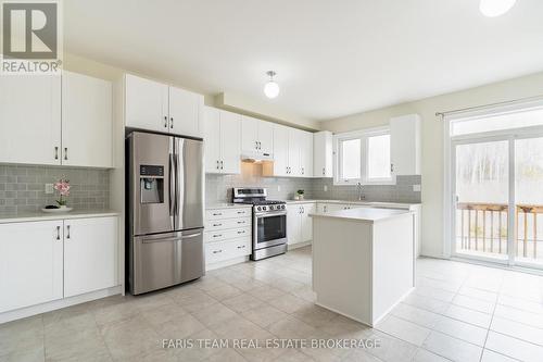 33 Pearl Street, Wasaga Beach, ON - Indoor Photo Showing Kitchen
