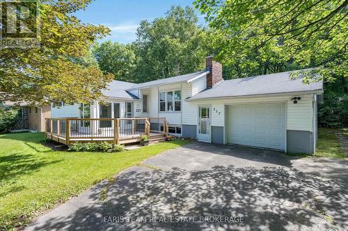 257 CHURCH STREET  Penetanguishene, ON L9M 1G6