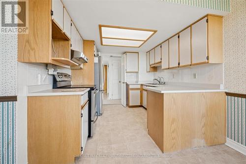 1101 - 4 Willow Street, Waterloo, ON - Indoor Photo Showing Kitchen