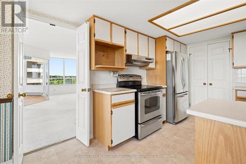 1101 - 4 Willow Street, Waterloo, ON - Indoor Photo Showing Kitchen
