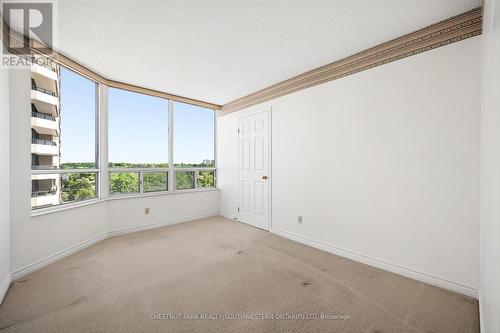 1101 - 4 Willow Street, Waterloo, ON - Indoor Photo Showing Other Room