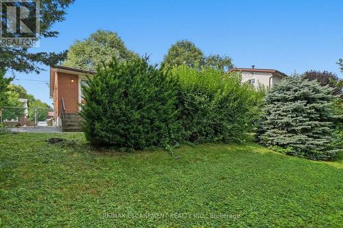6 Caprice Court, Hamilton, ON - Outdoor