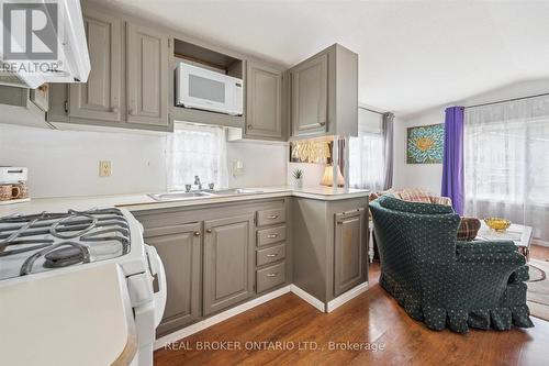 445 Pine Pass, Centre Wellington, ON - Indoor Photo Showing Kitchen