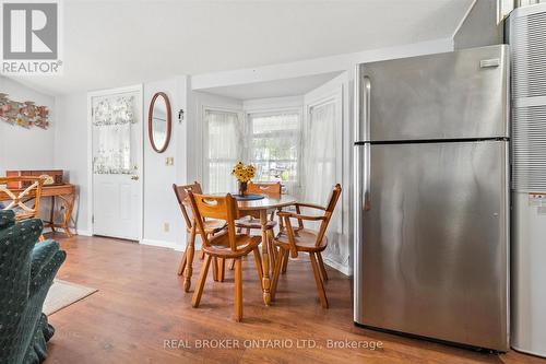 445 Pine Pass, Centre Wellington, ON - Indoor Photo Showing Dining Room