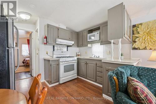 445 Pine Pass, Centre Wellington, ON - Indoor Photo Showing Kitchen