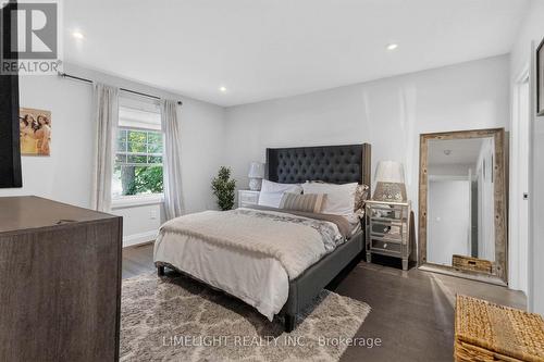 836 Manchester Road, London North (North L), ON - Indoor Photo Showing Bedroom
