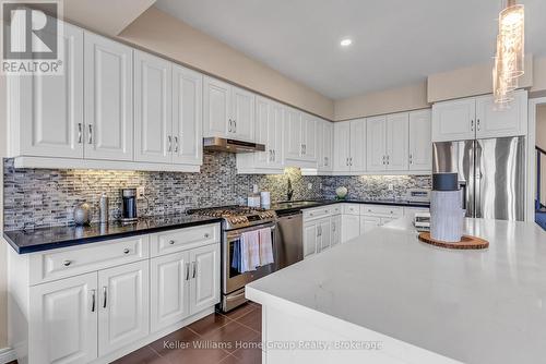 17 Dudley Drive, Guelph (Kortright East), ON - Indoor Photo Showing Kitchen With Stainless Steel Kitchen With Upgraded Kitchen