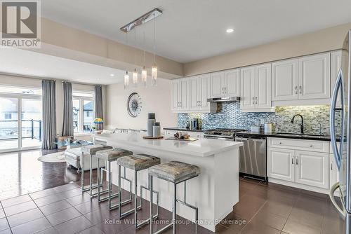 17 Dudley Drive, Guelph (Kortright East), ON - Indoor Photo Showing Kitchen With Stainless Steel Kitchen With Upgraded Kitchen