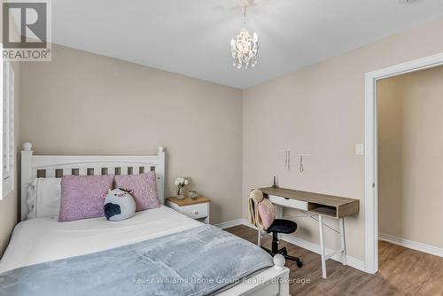 17 Dudley Drive, Guelph (Kortright East), ON - Indoor Photo Showing Bedroom