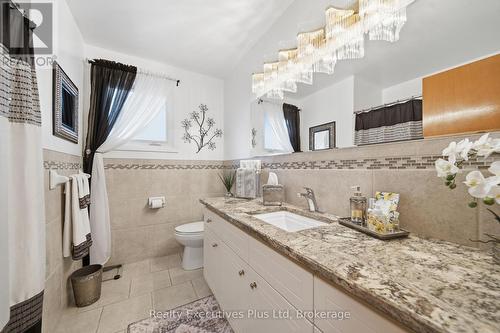 115 Cassino Avenue, Guelph (Grange Road), ON - Indoor Photo Showing Bathroom