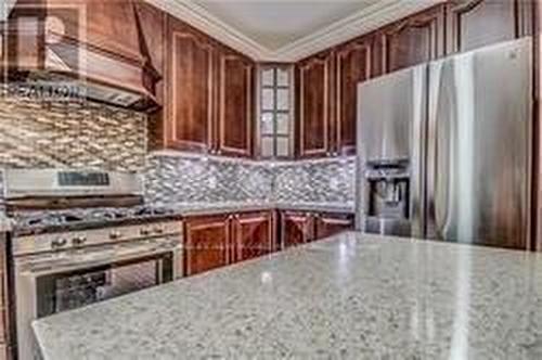 6 MIRROW COURT , Toronto, Ontario M1C 4Y9 3