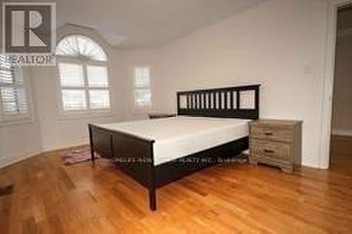 6 MIRROW COURT , Toronto, Ontario M1C 4Y9 5