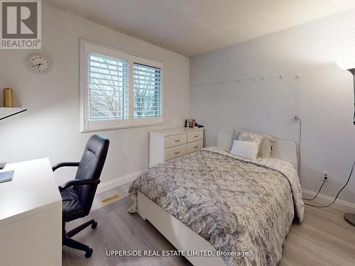 64 Colleen Street, Vaughan, ON - Indoor Photo Showing Bedroom