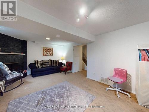 64 Colleen Street, Vaughan, ON - Indoor