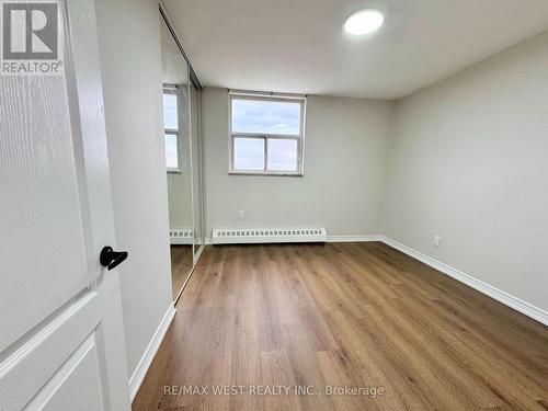 709 - 3533 Derry Road E, Mississauga, ON - Indoor Photo Showing Other Room