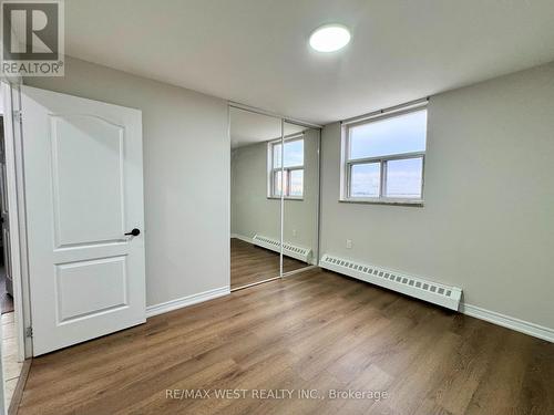 709 - 3533 Derry Road E, Mississauga, ON - Indoor Photo Showing Other Room