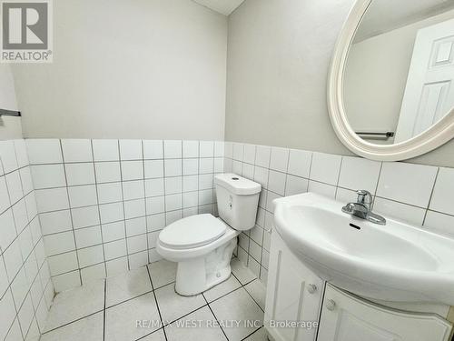 709 - 3533 Derry Road E, Mississauga, ON - Indoor Photo Showing Bathroom