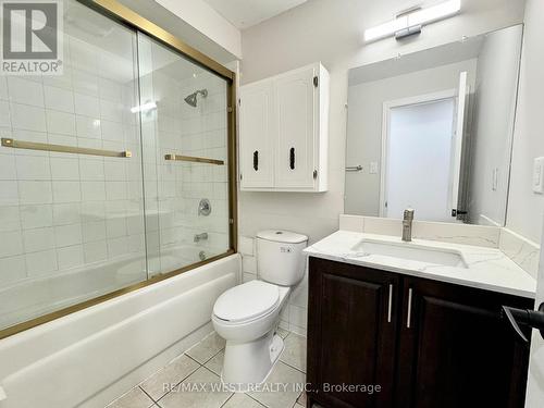 709 - 3533 Derry Road E, Mississauga, ON - Indoor Photo Showing Bathroom