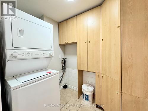 709 - 3533 Derry Road E, Mississauga, ON - Indoor Photo Showing Laundry Room