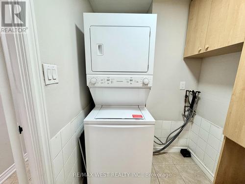 709 - 3533 Derry Road E, Mississauga, ON - Indoor Photo Showing Laundry Room