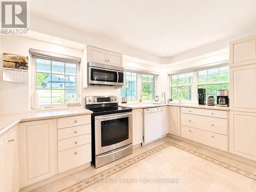 3 Northshore Drive, Parry Sound Remote Area, ON - Indoor Photo Showing Kitchen