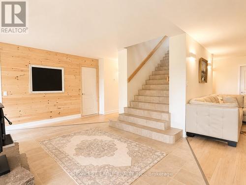 3 Northshore Drive, Parry Sound Remote Area, ON - Indoor Photo Showing Other Room