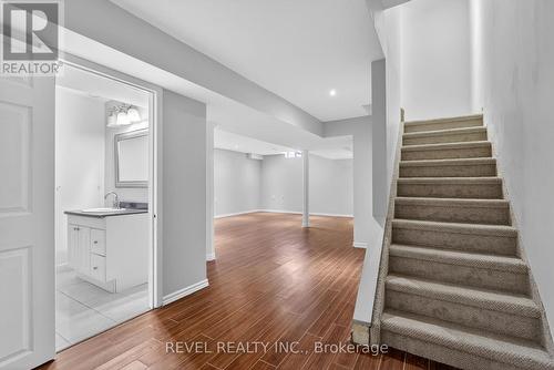 79 Lynnette Drive, Hamilton, ON - Indoor Photo Showing Other Room