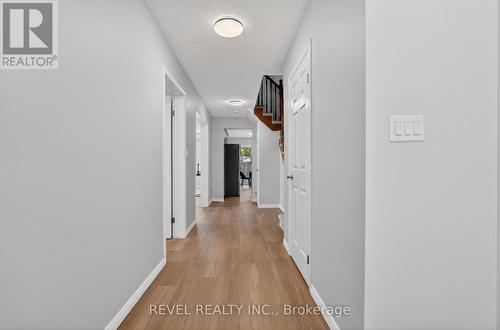 79 Lynnette Drive, Hamilton, ON - Indoor Photo Showing Other Room