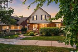 1188 2nd AVENUE NE  Moose Jaw, SK S6H 1C6