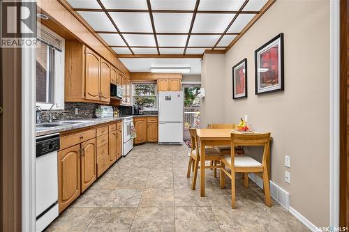 1188 2Nd Avenue Ne, Moose Jaw, SK - Indoor