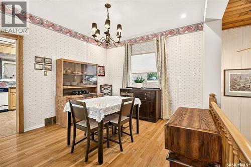 1188 2Nd Avenue Ne, Moose Jaw, SK - Indoor Photo Showing Dining Room