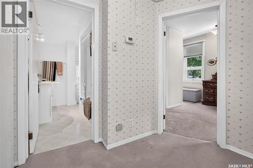 1188 2Nd Avenue Ne, Moose Jaw, SK - Indoor Photo Showing Other Room