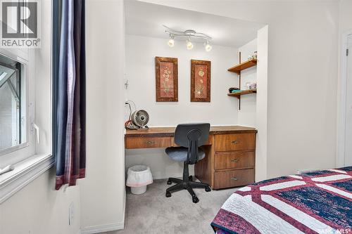 1188 2Nd Avenue Ne, Moose Jaw, SK - Indoor Photo Showing Bedroom