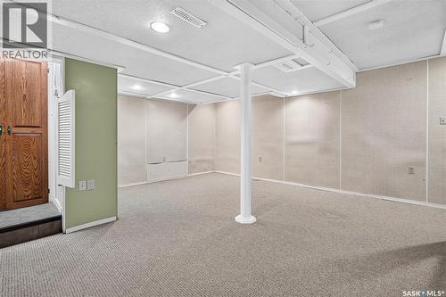 1188 2Nd Avenue Ne, Moose Jaw, SK - Indoor