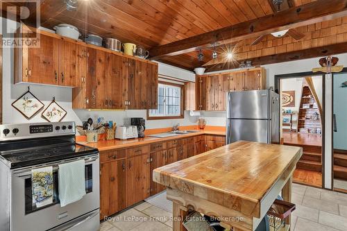 1550 Island 85 Stoney Lake, Douro-Dummer, ON - Indoor Photo Showing Kitchen With Double Sink