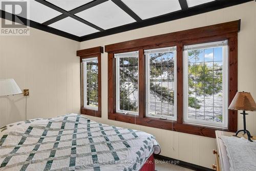 1550 Island 85 Stoney Lake, Douro-Dummer, ON - Indoor Photo Showing Bedroom