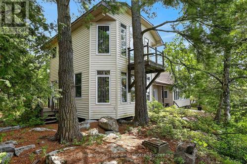 1550 Island 85 Stoney Lake, Douro-Dummer, ON - Outdoor