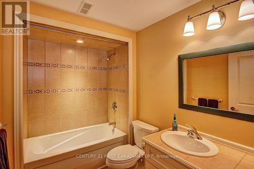 581 Plane Tree Drive, London North (North R), ON - Indoor Photo Showing Bathroom