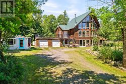 4984 DUNROBIN ROAD  Ottawa, ON K0A 3M0