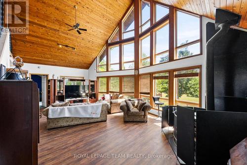 4984 Dunrobin Road, Ottawa, ON - Indoor Photo Showing Other Room