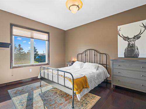 6624 Route 13, Mayfield, PE - Indoor Photo Showing Bedroom
