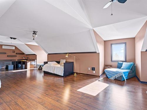 6624 Route 13, Mayfield, PE - Indoor