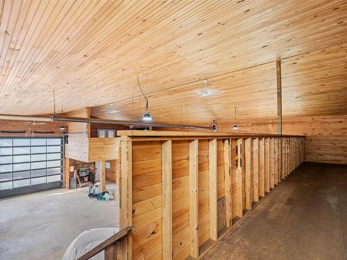 6624 Route 13, Mayfield, PE - Indoor Photo Showing Garage