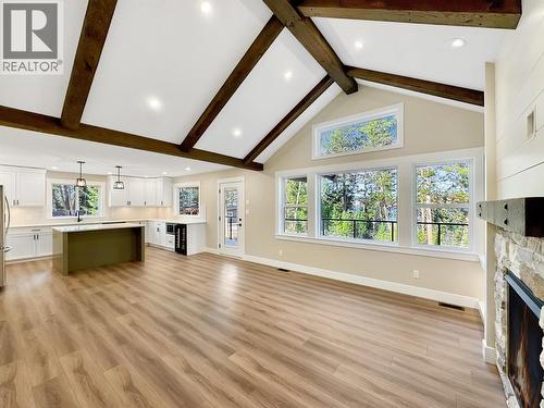 5343 Annaham Crescent, 108 Mile Ranch, BC - Indoor With Fireplace