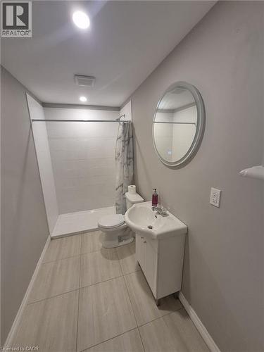 72 Ingleside Drive Unit# Lower, Kitchener, ON - Indoor Photo Showing Bathroom