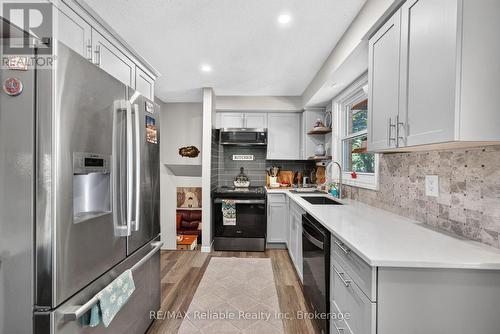 45 Main Street S, Bluewater (Bayfield), ON - Indoor Photo Showing Kitchen With Upgraded Kitchen