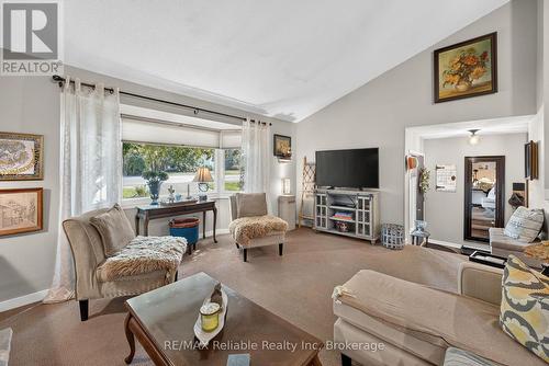 45 Main Street S, Bluewater (Bayfield), ON - Indoor Photo Showing Living Room