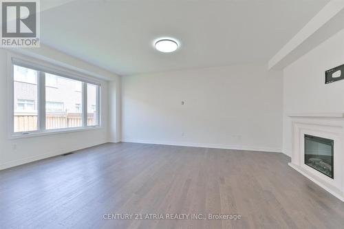 134 Fallharvest Way, Whitchurch-Stouffville, ON - Indoor With Fireplace