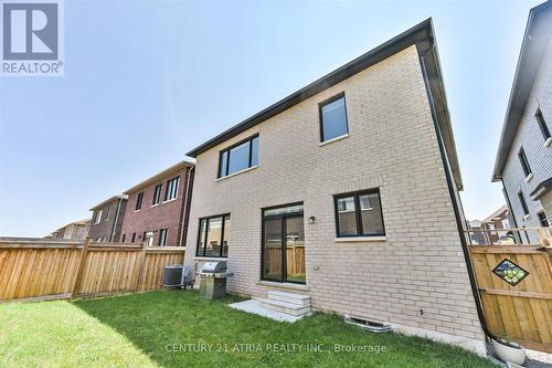 134 Fallharvest Way, Whitchurch-Stouffville, ON - Outdoor With Exterior