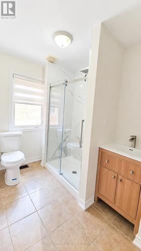 Bathroom 3 - 71 Skyvalley Drive, Brampton, ON - Indoor Photo Showing Bathroom